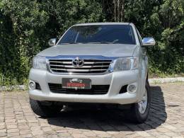 TOYOTA - HILUX - 2013/2013 - Prata - R$ 116.000,00