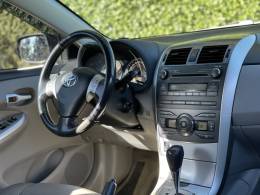 TOYOTA - COROLLA - 2011/2012 - Preta - R$ 64.900,00