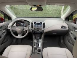 CHEVROLET - CRUZE - 2018/2019 - Vermelha - R$ 98.900,00