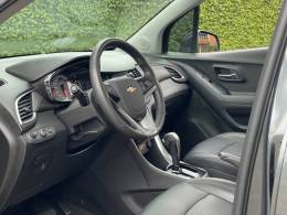 CHEVROLET - TRACKER - 2017/2017 - Cinza - R$ 83.900,00