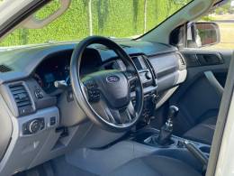 FORD - RANGER - 2018/2019 - Branca - R$ 124.900,00