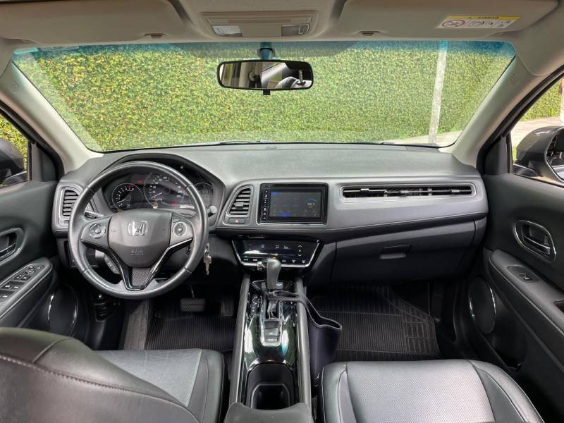 HONDA - HR-V - 2020/2020 - Cinza - R$ 109.900,00