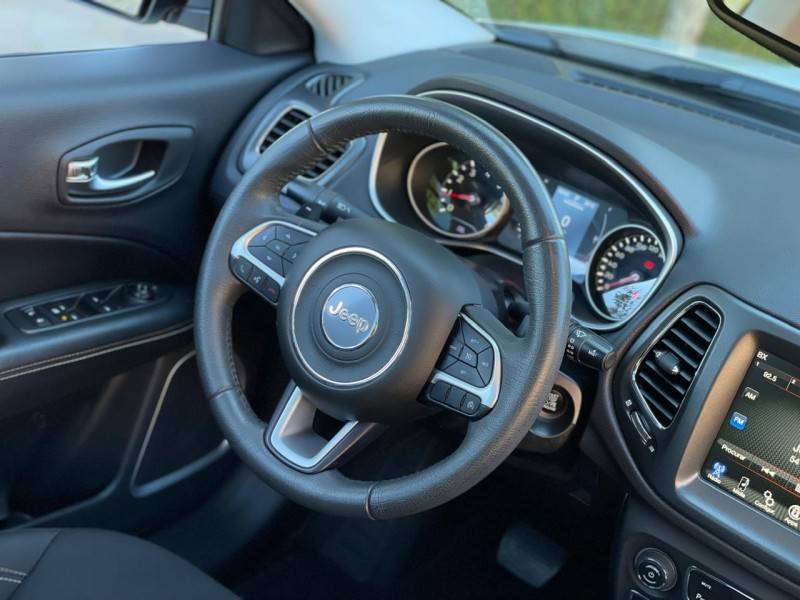 JEEP - COMPASS - 2017/2017 - Branca - R$ 92.900,00