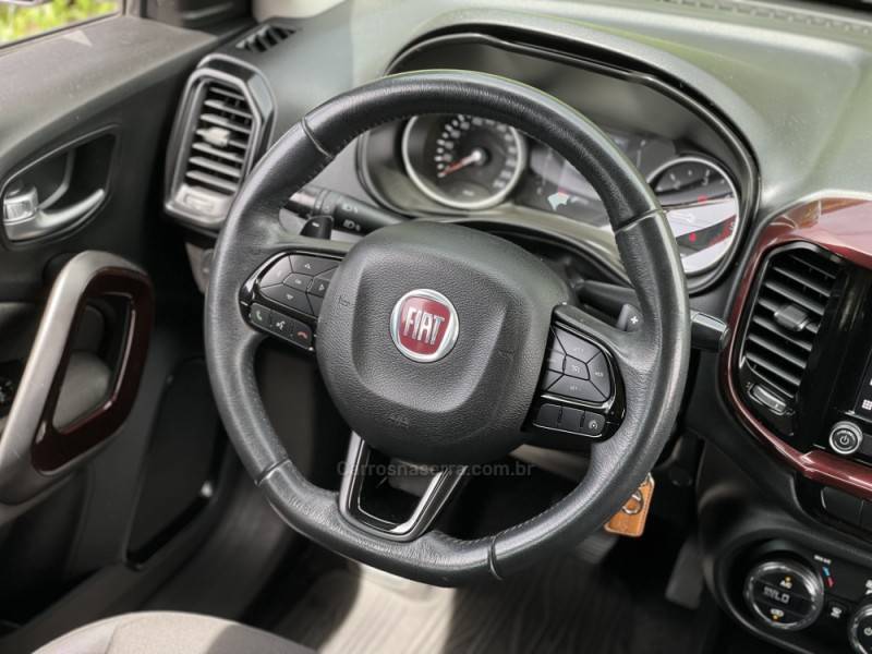 FIAT - TORO - 2020/2021 - Prata - R$ 114.900,00