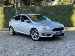 FORD - FOCUS - 2018/2019 - Prata - R$ 77.900,00