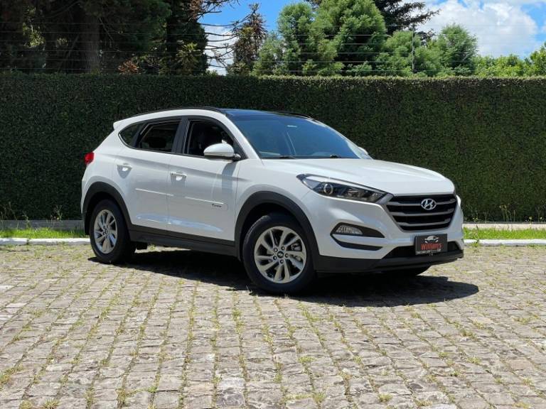 HYUNDAI - TUCSON - 2017/2018 - Branca - R$ 98.900,00