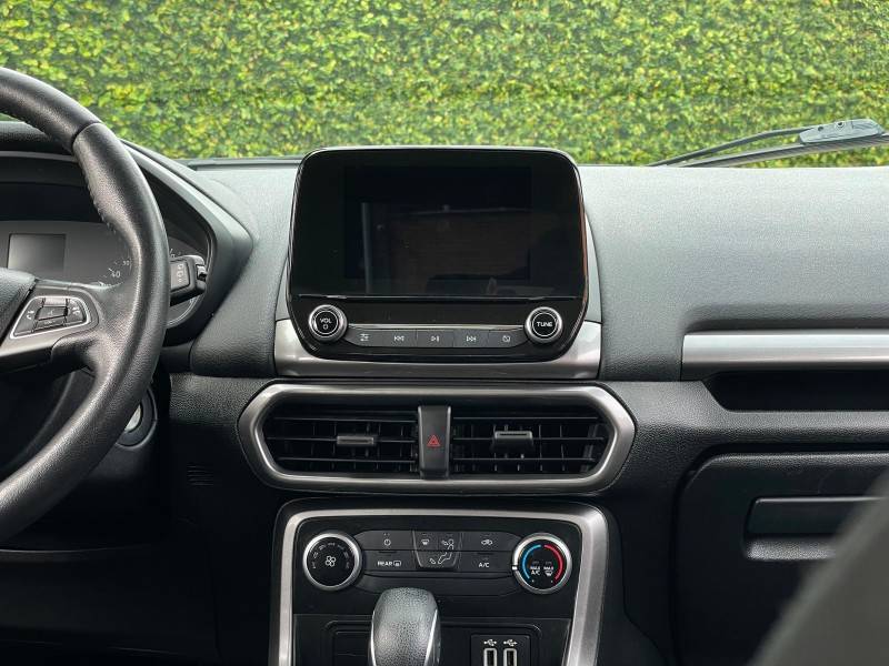 FORD - ECOSPORT - 2017/2018 - Preta - R$ 72.500,00