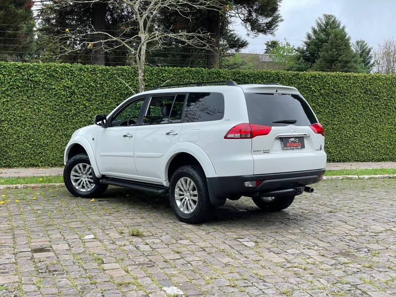 MITSUBISHI - PAJERO DAKAR - 2014/2015 - Branca - R$ 129.900,00