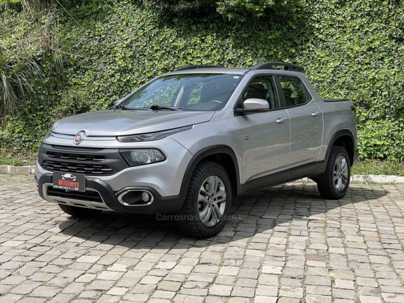 FIAT - TORO - 2020/2021 - Prata - R$ 114.900,00