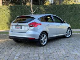 FORD - FOCUS - 2018/2019 - Prata - R$ 77.900,00