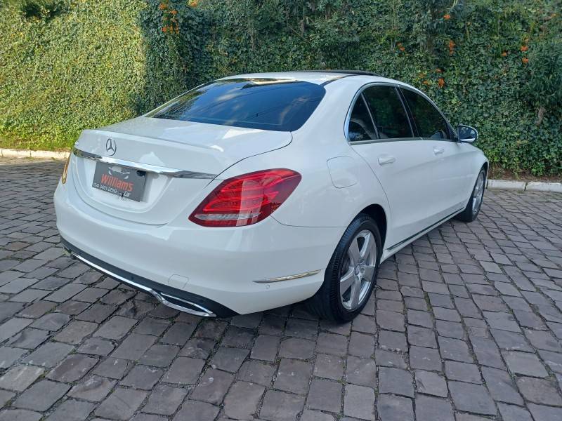 MERCEDES-BENZ - C 200 - 2015/2015 - Branca - R$ 125.900,00