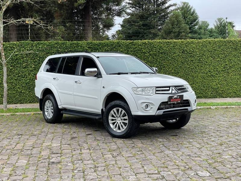 MITSUBISHI - PAJERO DAKAR - 2014/2015 - Branca - R$ 129.900,00